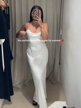 BEST NWT VENROY Linen Slip Dress XS/Small White Minimalist Clean